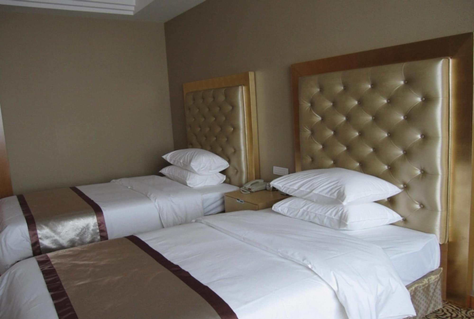 Glarun Jinling Hotel Нанкин Екстериор снимка
