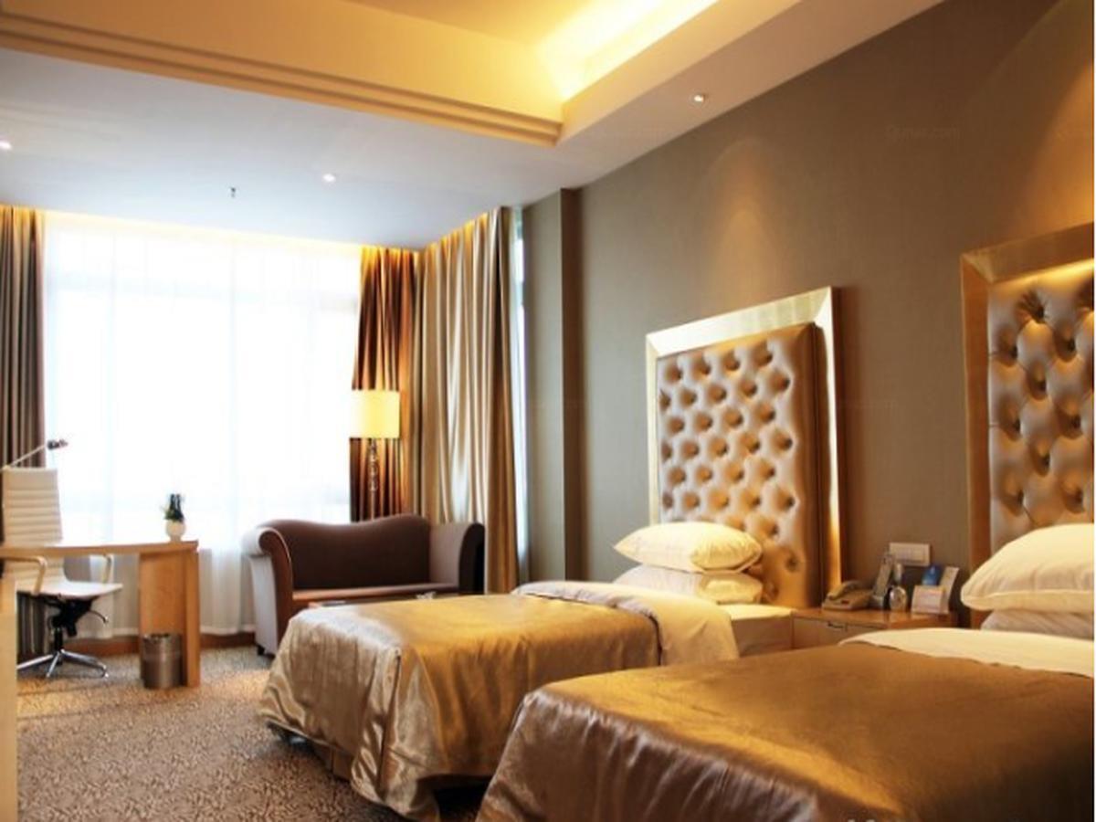 Glarun Jinling Hotel Нанкин Екстериор снимка
