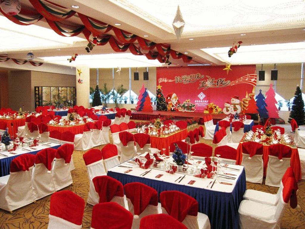 Glarun Jinling Hotel Нанкин Екстериор снимка