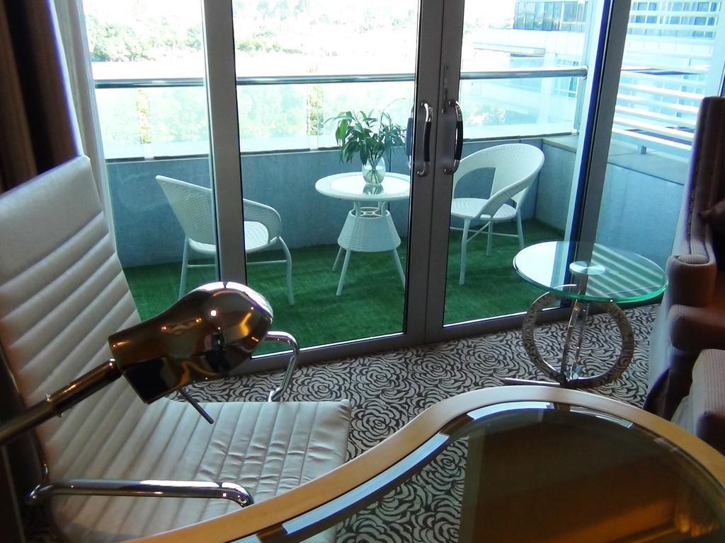 Glarun Jinling Hotel Нанкин Екстериор снимка